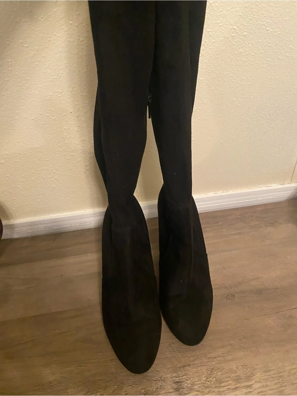 Women’s Black Suede Knee-High Block Heel Boots